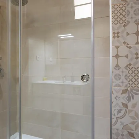 Red Door Flat By Trip2portugal Apartman