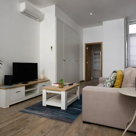 Apartment Red Door Flat By Trip2portugal